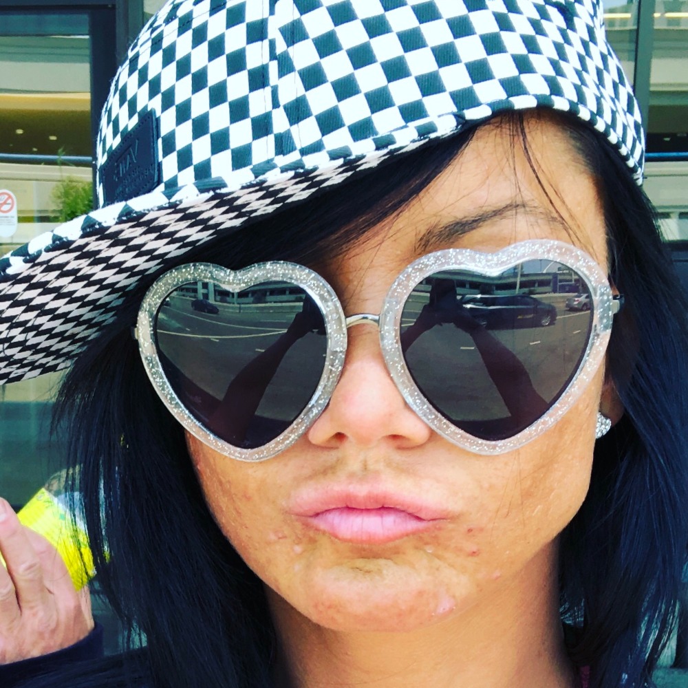 Meet your Posher, Jillian